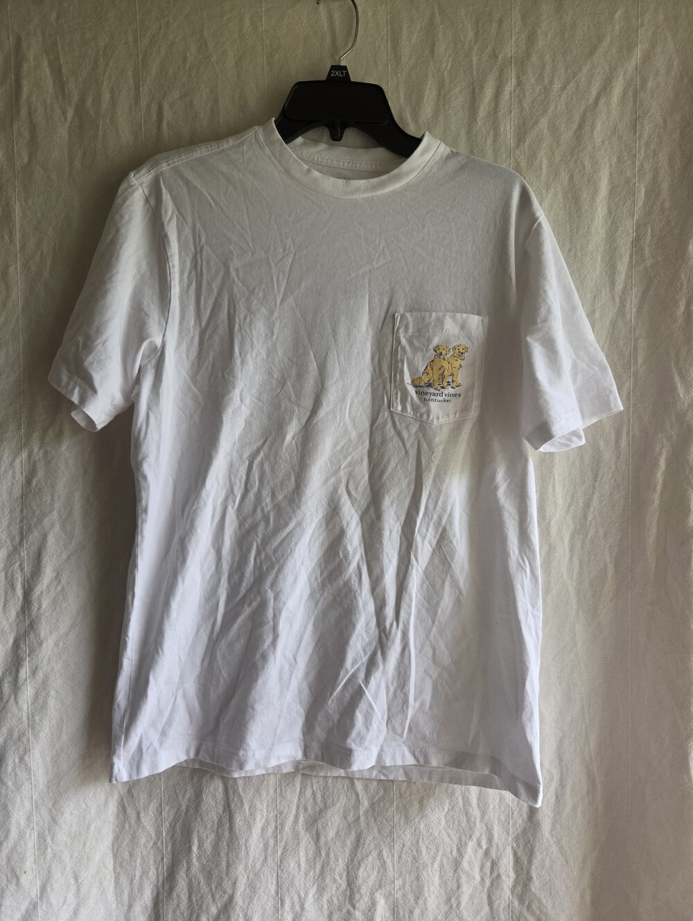 Vineyard Vines T-Shirt Men's Size Small White Nantucket Short Sleeve Lighthouse
